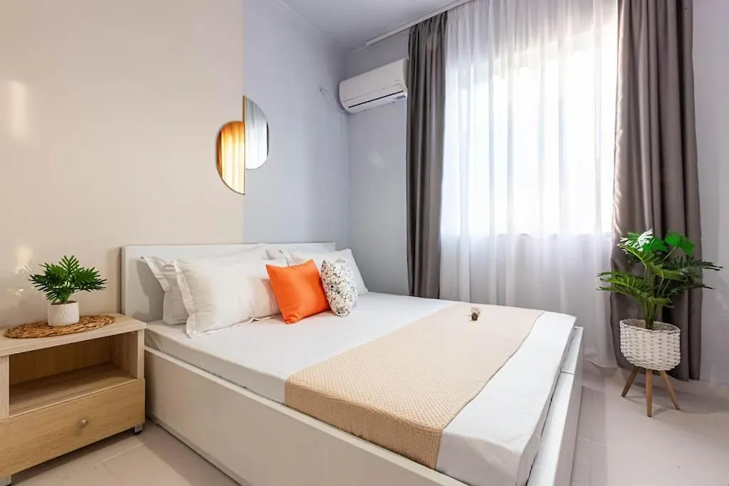 Himara City 12 - Central & Beach Access location